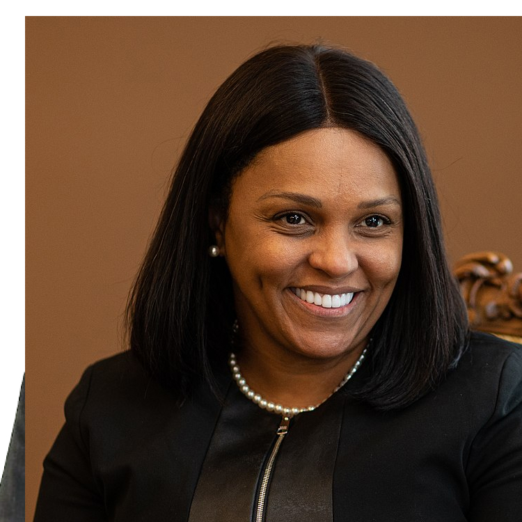Suzi Barbosa
Special Counselor of President of the Republic of Guinea Bissau